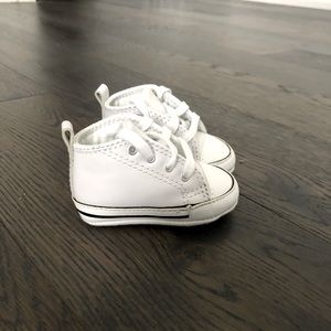 Infant converse crib shoes
